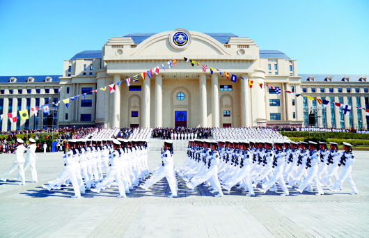 海軍潛艇學(xué)院游泳池水處理【機(jī)械過濾器】